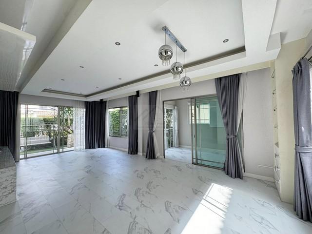 ขายบ้านเดี่ยว 2 ชั้น 56 ตรว. โครงการมัณฑนา เลค วัชรพล ฝั่งทะเลสาบเฟสแรก เข้าได้ทั้งฝั่งสายไหม56 และสุขาภิบาล5 ใกล้สารสาส 4