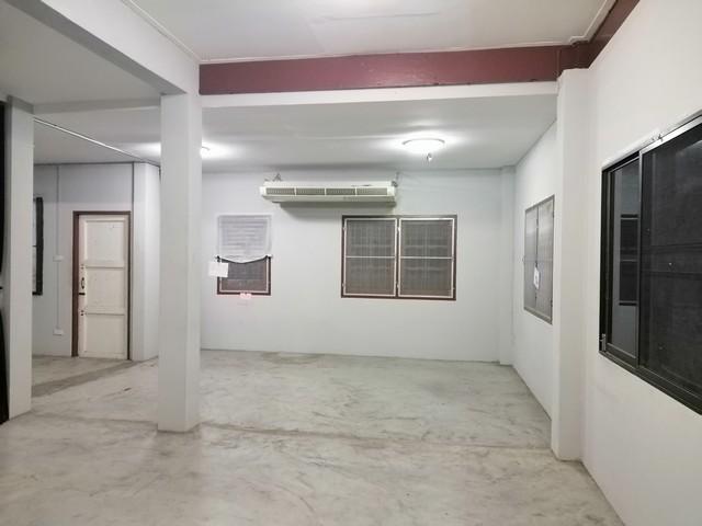 ให้เช่า บ้านเดี่ยว2ชั้น 110ตรว. ถนน ลาดพร้าว80 ทะลุออก ลาดพร้าว64 รัชดา สุทธิสารได้ 3