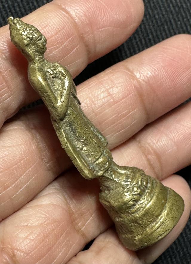 รูปหล่อพระปางรำพึง พระประจำวันศุกร์ ไม่ทราบที่ รูปที่ 3