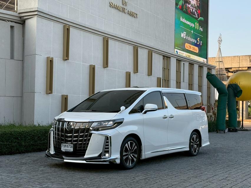 TOYOTA ALPHARD 2.5 SC package 2021 จด 2022 มือเดียวป้ายแดงสีเดิมทั้งคัน