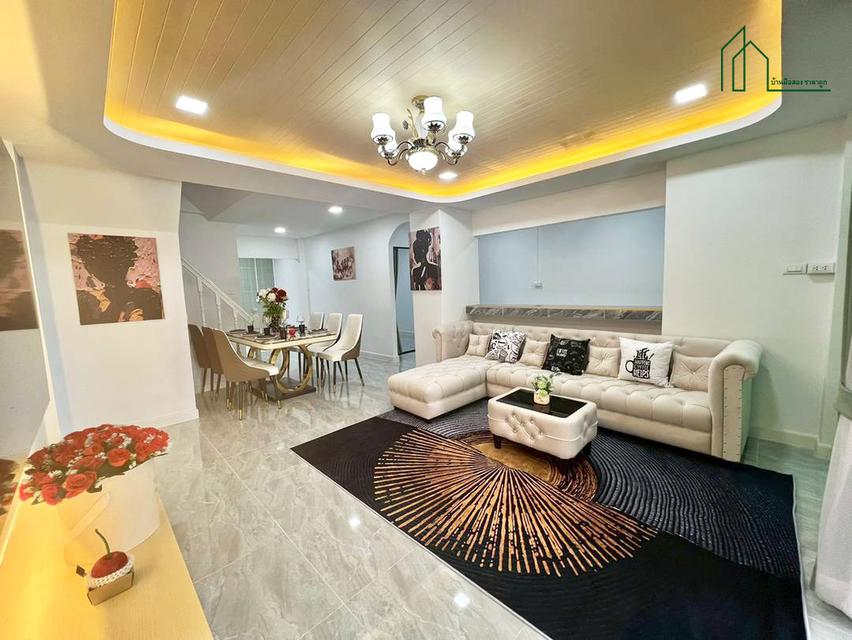 ทาวน์เฮ้าส์ 2ชั้น หมู่บ้าน เค.ซี.รามอินทรา 8 ถนนไทยรามัญ คลองสามวา 7