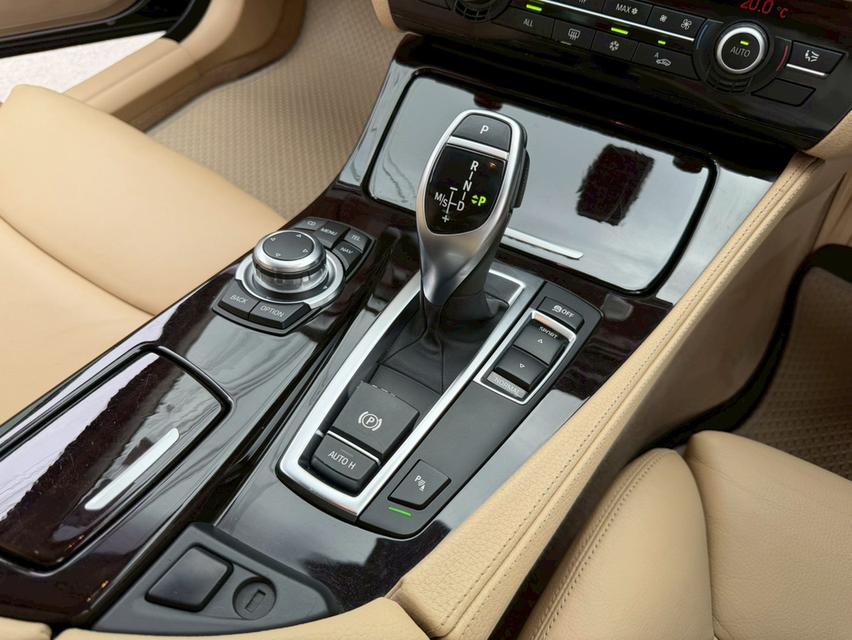 BMW 523i Highline ปี11 จด12รถสวยใช้น้อย เครื่องนิ่ง ช่วงล่างแน่น รถขับดีมาก จอดในร่มตลอด เจ้าของดูแลดี รับรองไม่ผิดหวัง 14