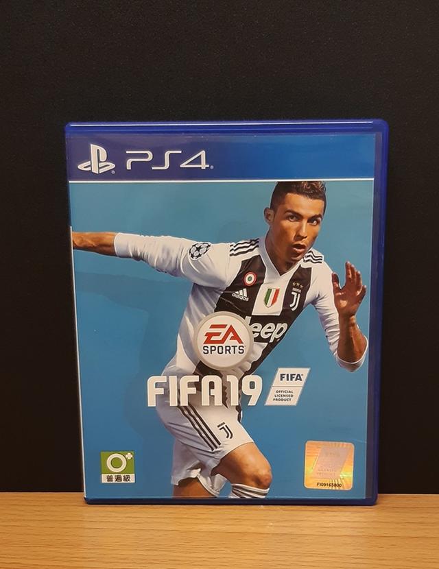 ปล่อยแผ่นเกม FIFA19