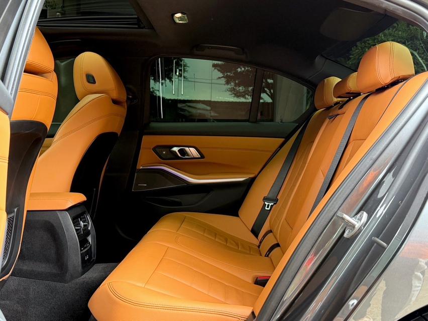 2022 BMW 330e MSPORT G20 รถมือเดียวออกป้ายแดง รถวิ่งน้อย เข้าศูนย์ทุกระยะ ไม่เคยมีอุบัติเหตุครับ 13