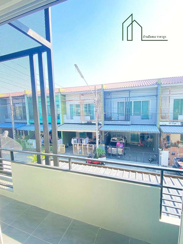 ทาวน์เฮาส์ 2 ชั้น หมู่บ้านเดอะทรัสต์ทาวน์ วงแหวน–ลำลูกกา  ราคาเพียง 1,880,000 บาท  รหัสทรัพย์ BT69015  หมู่บ้านเดอะทรัสต์ทาวน์ วงแหวน-ลำลูกกา 15