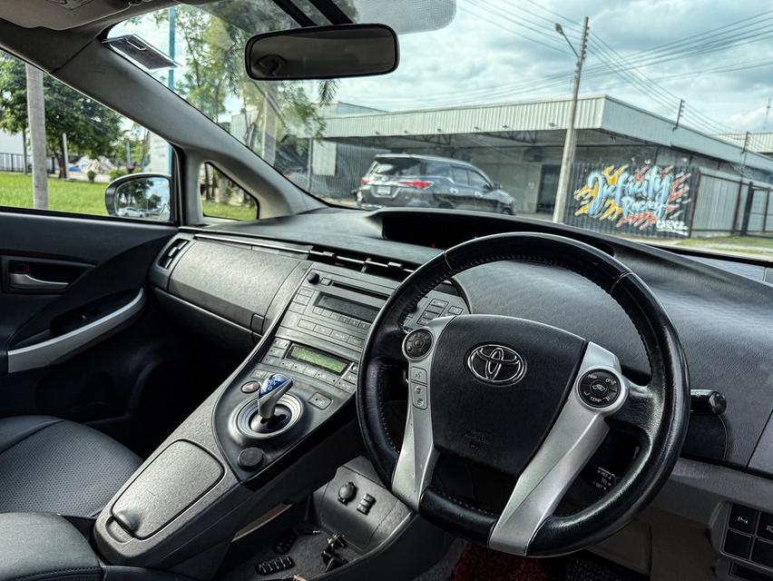 ขาย Totota Prius 1.8Hybrid ปี13 10