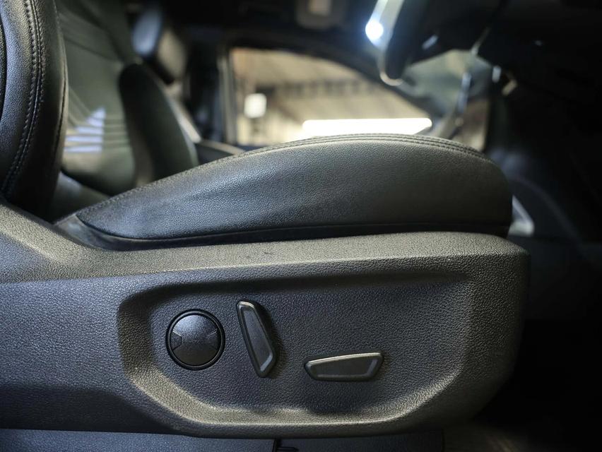 Ford Everest 2.0 Bi-Turbo Titanium+ 4WD (ปี 2023) รูปที่ 10
