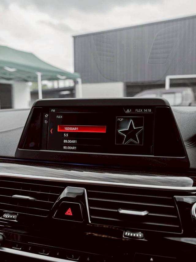 รหัสรถ 67GG2585 BMW 520d Luxury Limousine G30 ปี2017 15