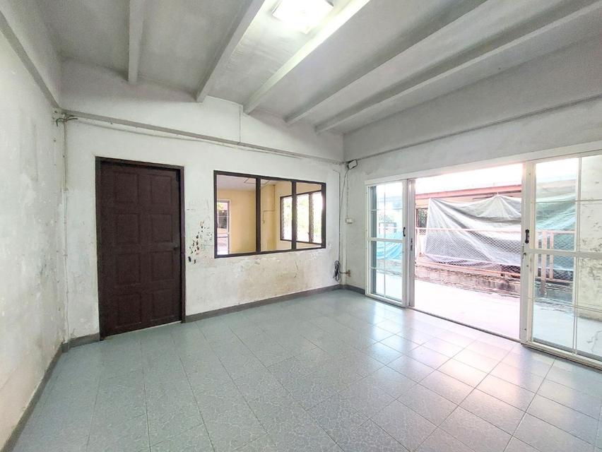 บ้านแฝด 3 ล้านบาท! ทำเลโคตรสะดวก ติดถนนติวานนท์ ใกล้ Central แจ้งวัฒนะ และ BTS สถานีปากเกร็ด! 12