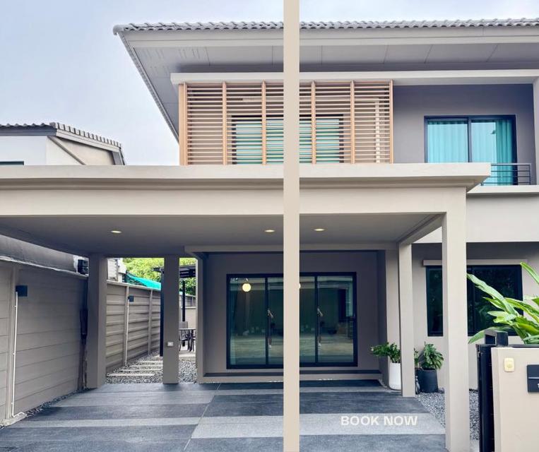 ให้เช่าบ้านเดี่ยว 2 ชั้น สวยมาก ในโครงการ Areeya Como Botanica บางนา พร้อมเข้าอยู่ได้ทันที 1