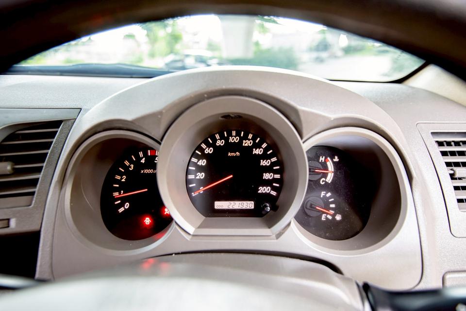 Toyota Vigo Double Cab 4 ประตู 2.5G ดีเซล เกียร์ Auto ปี2009 สีน้ำตาล  17