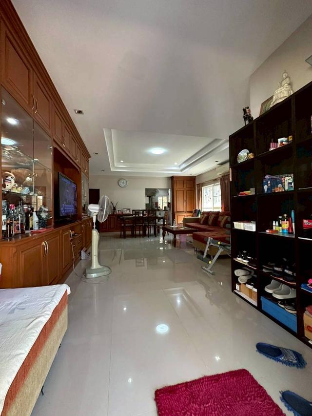 ขายบ้านพร้อมที่ดินที่พัทยา บ้านสวยพร้อมเข้าอยู่◌ำด้เลย 13