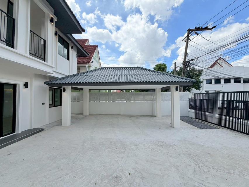 ขาย บ้านเดี่ยว 2 ชั้น หมู่บ้าน กรุงทอง 4 6