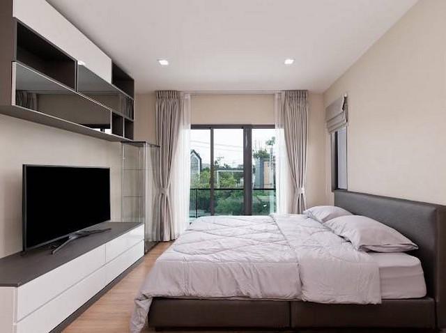 บ้านเดี่ยว2ชั้นให้เช่า 51ตรว.วิวสระว่ายน้ำ ทิศใต้ หลังมุม ถนน กาญจนาภิเษก-พระราม9 6