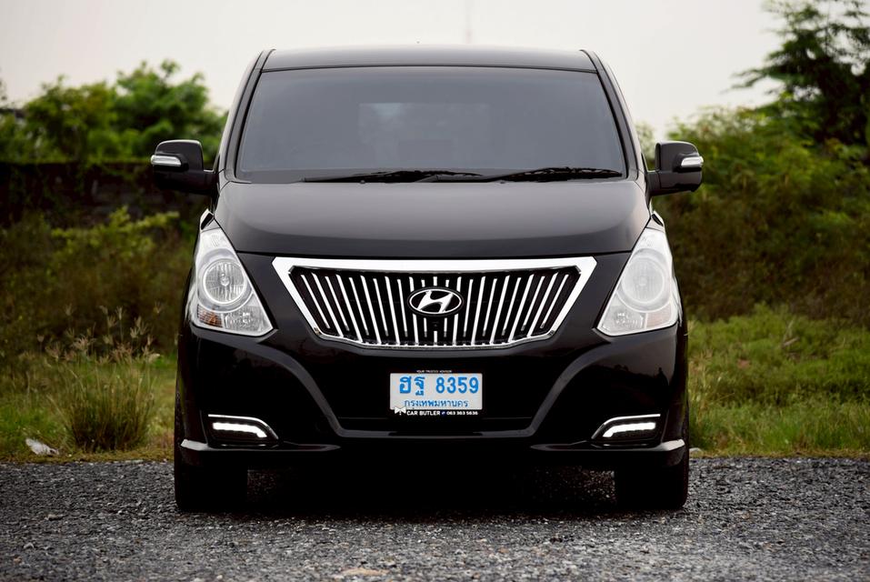 รหัสรถ CBL8359 Hyundai H-1 2.5 Deluxe AT 2018
