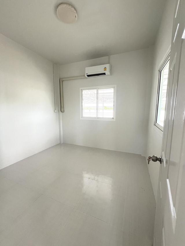 ที่ดินใกล้ขายบ้านพร้อมที่ดิน 200 ตร.ว คลอง 11 หนองเสือ 6