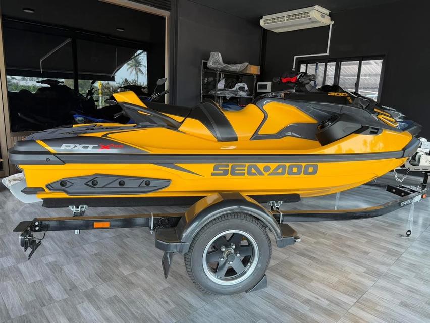 Seadoo RXT-x 300 ปี 2023 สีเหลือง 4