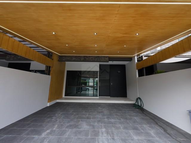 ให้เช่า ขาย Luxury Townhome The Landmark เอกมัย-รามอินทรา ซอยสุคนธสวัสดิ์25 เดินทางสะดวก ใกล้จุดขึ้นลงทางด่วน ใกล้เซ็นทรัลอีสต์วิลล์ 2