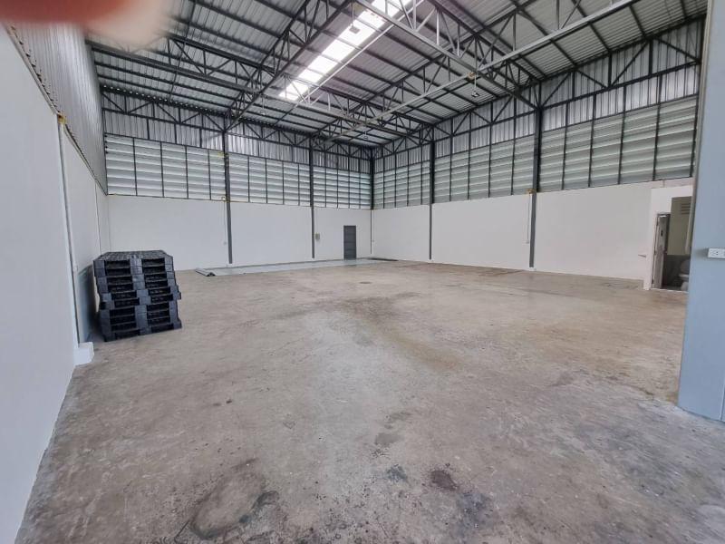 โกดังพร้อมออฟฟิศ 3 ชั้น ให้เช่า | ลำลูกกา คลอง 3 ปทุมธานี 16