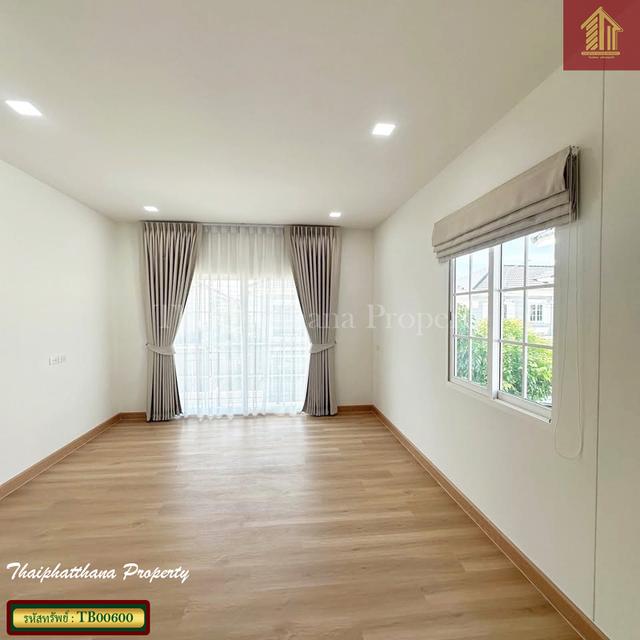 โกลเด้น นีโอ สุขุมวิท-ลาซาล 7