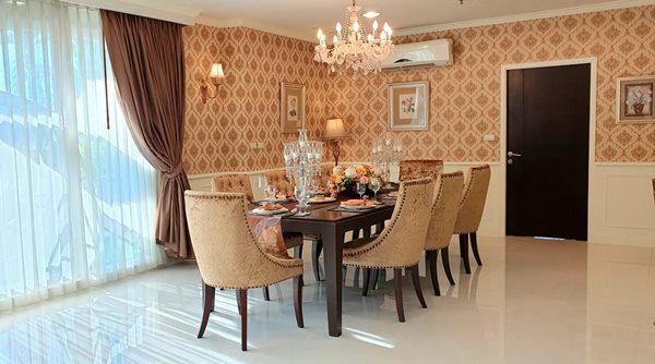 รูป Luxury Service Apartment for rent Sukhumvit 39 Penthouses 4 bedrooms 4 bathroom Tel +66-62-993-5546 6