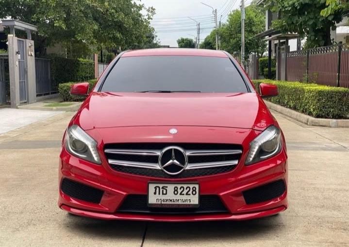 Mercedes-Benz A-Class สีแดง 5