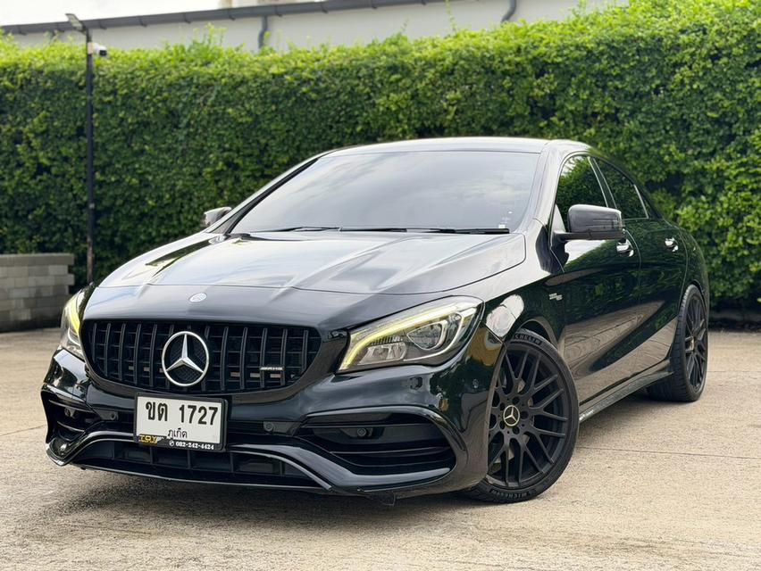 Benz CLA45 AMG 4MATIC ปี 2017 สีดำ รถศูนย์ไทย 381 แรงม้าขับเคลื่อน 4 ล้อ