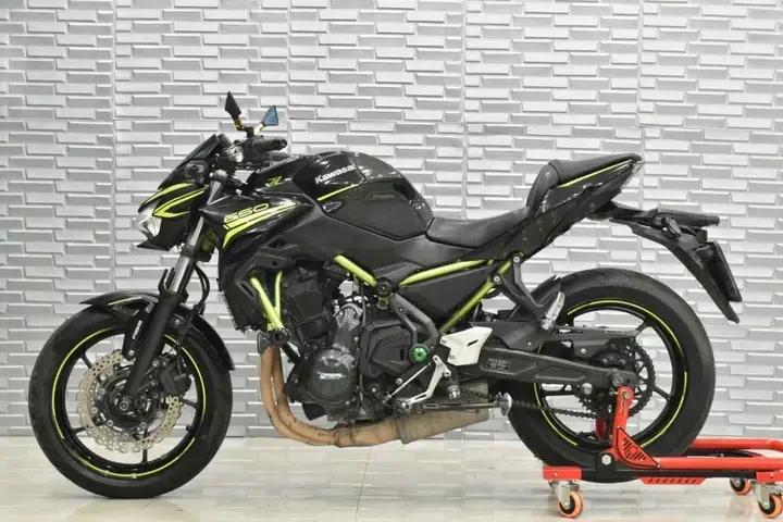 รีบขาย Kawasaki Z650 3