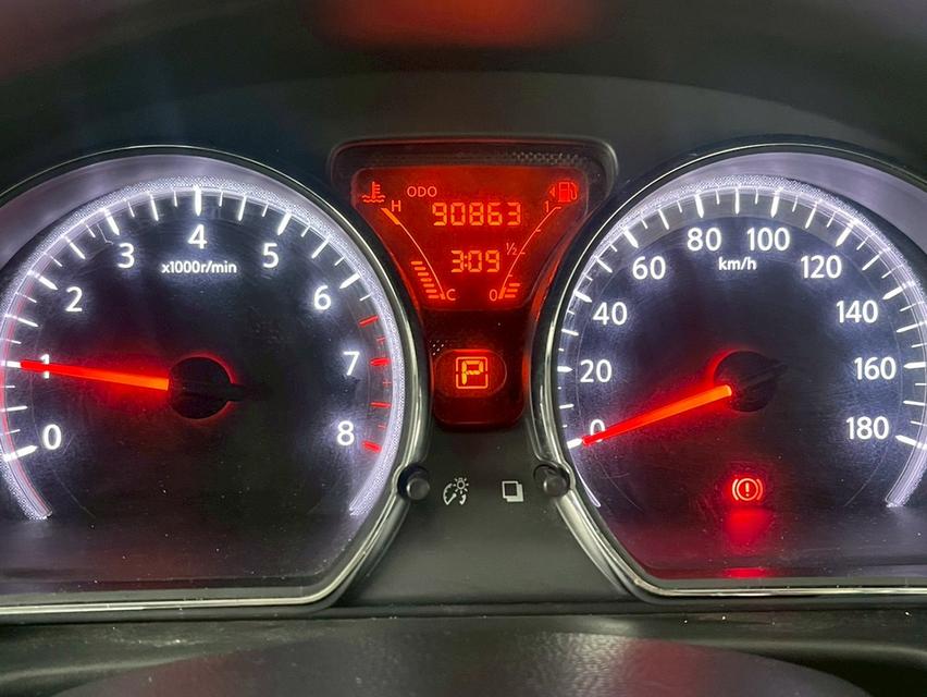 Nissan Almera 1.2VL เบนซิน เกียร์ออโต้ ปี2014 17