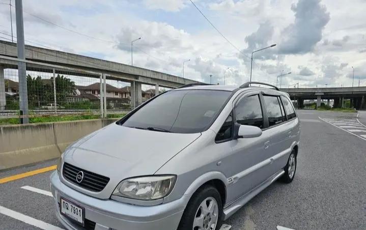 Chevrolet Zafira ปี 2003  4