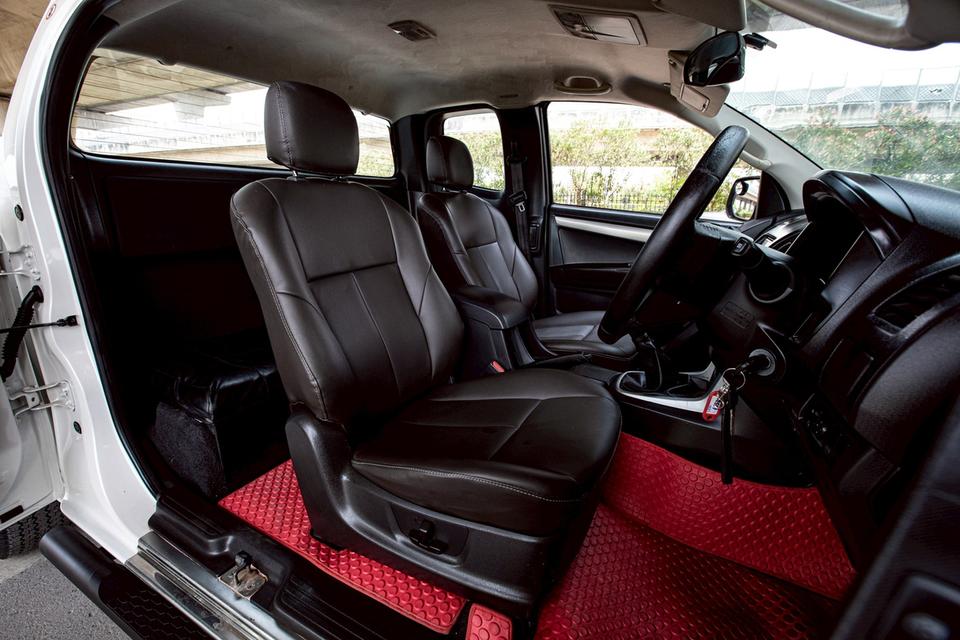 Isuzu D-Max Hi-Lander Cab 2.5 VGS Z ท๊อป ปี 2015 เกียร์ธรรมดา สีขาว  10