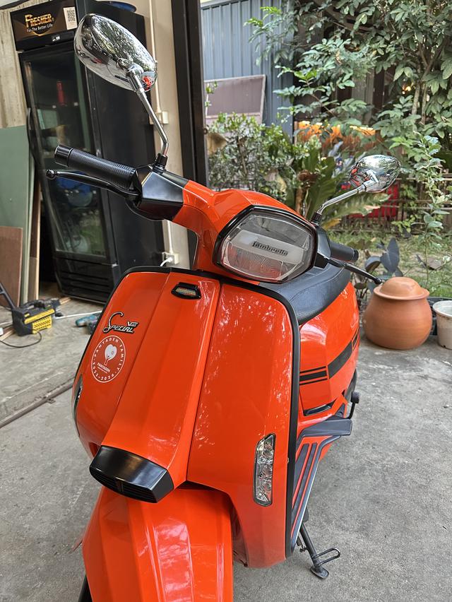 Lambretta V125 Special ปี 2021 สีส้ม 7