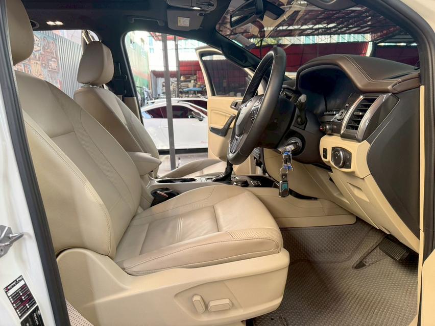 FORD EVEREST 3.2 Titanium+ 4WD ปี2016รถบ้าน ออพชั่นเต็มคัน 12