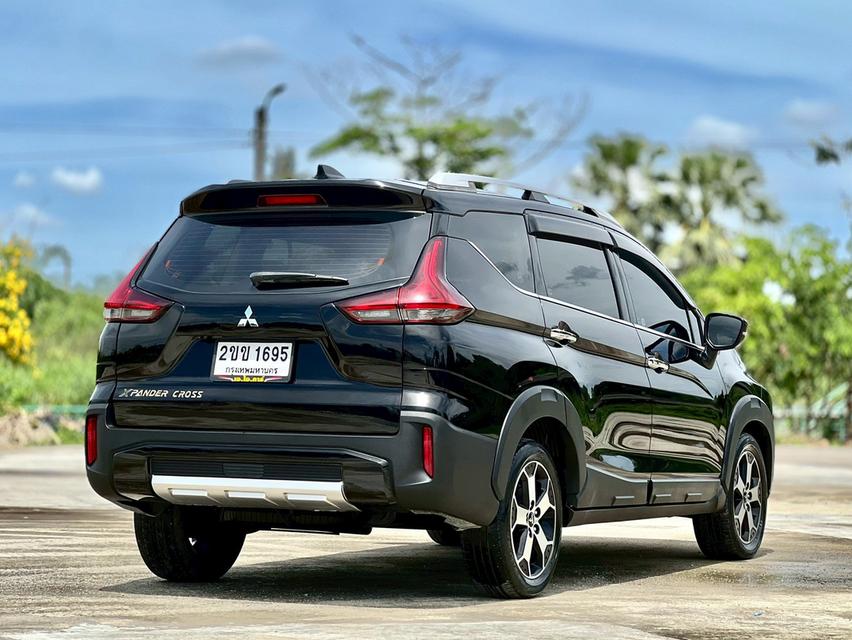 mitsubishi xpander 1.5 TOP