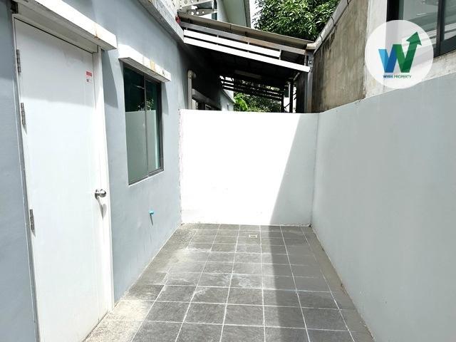 ขายบ้านสภาพดี พฤกษาวิลล์ศรีสมาน  17.5 ตร.ว. 3 ห้องนอน 2 ห้องน้ำ  1 ที่จอดรถ  ใกล้สถานีตำรวจภูธรปากเกร็ด 5