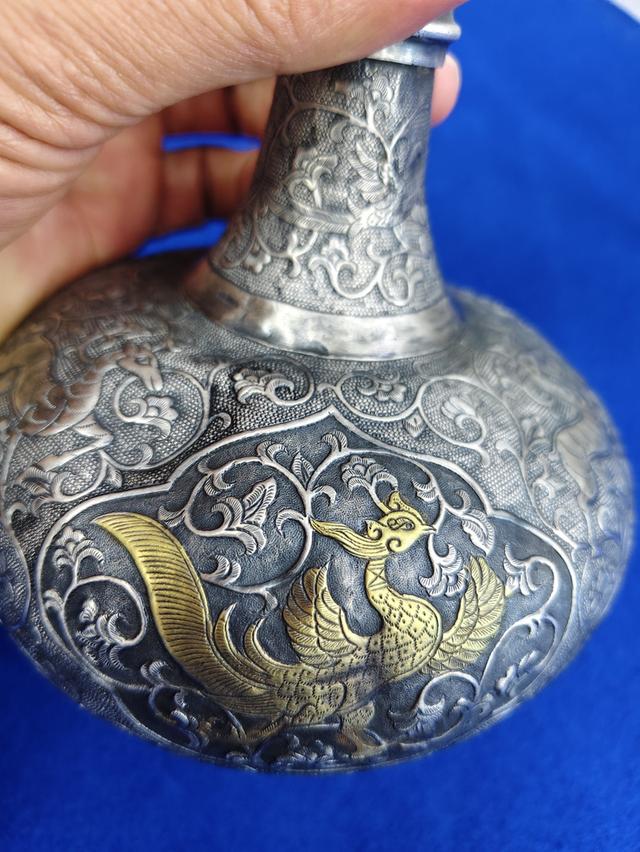 old Chinese silver surahi gold engraved รูปที่ 18