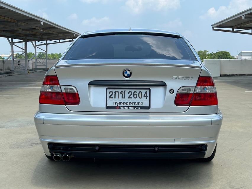  BMW 323i Facelift "โฉมไฟยกแท้" (E46) 2.4L N/A 5AT  2