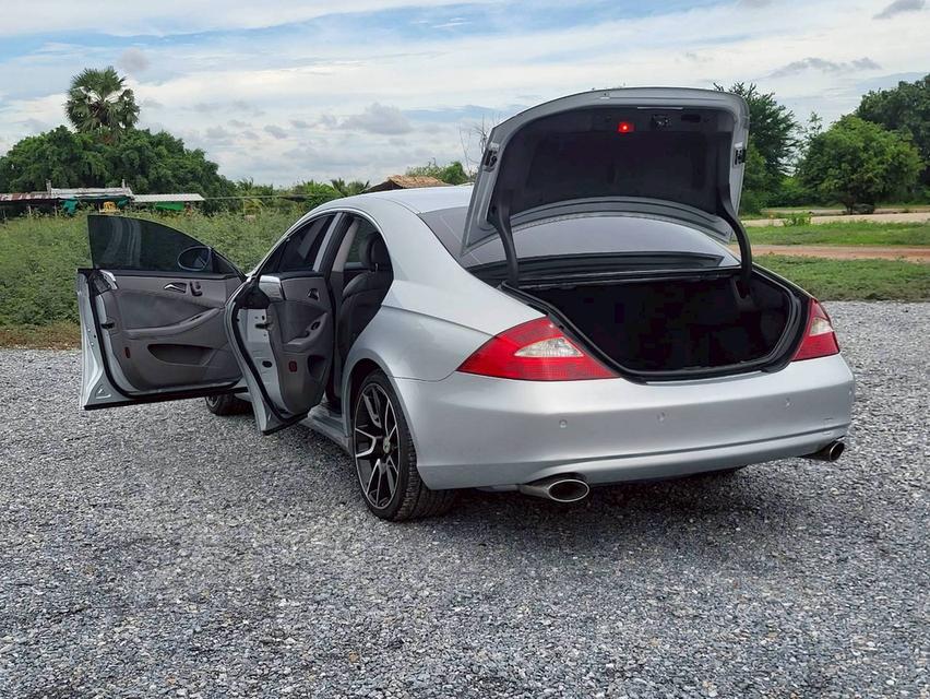 MERCEDES-BENZ CLS350 V6 (W219) 2005 ขายถูก รถหรูสภาพสวยๆ สมรรถนะสูง  8
