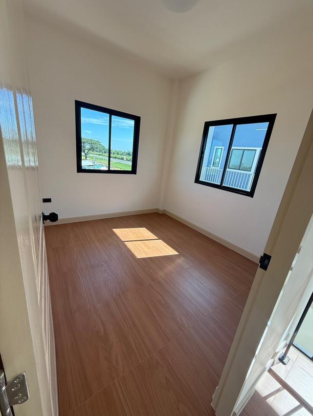 บ้านแฝดพื้นที่ใหญ่ 42.5 ตร.ว. ใกล้เซ็นทรัล–โรจนะ ราคาพิเศษ 2.79 ลบ.* 5