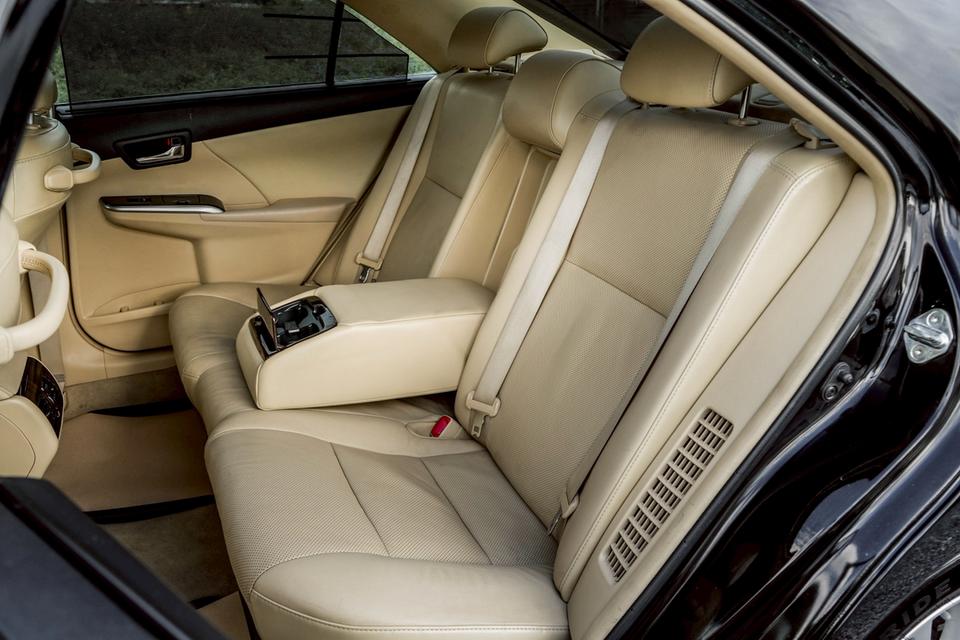 รหัสรถ CBL9120 TOYOTA CAMRY 2.5 Hybrid Navi AT 2016 9