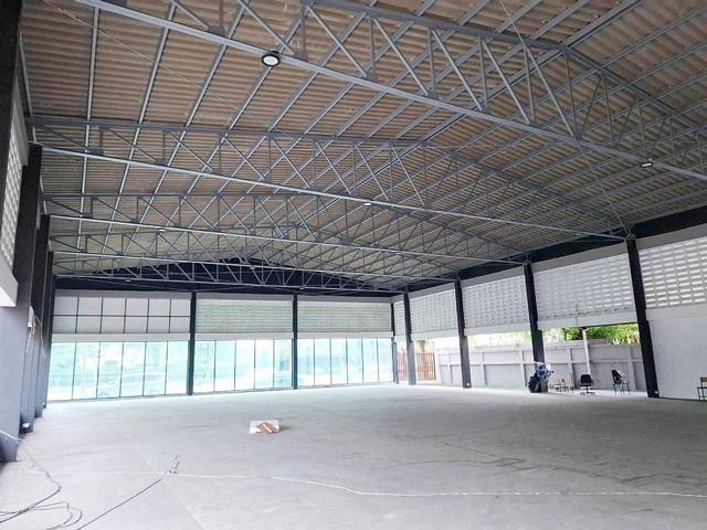 ให้เช่าโชว์รูมโกดัง ใกล้มหาวิทยาลัยรามคำแหง ทำเลดี พื้นที่ 1,200 ตารางเมตร 5