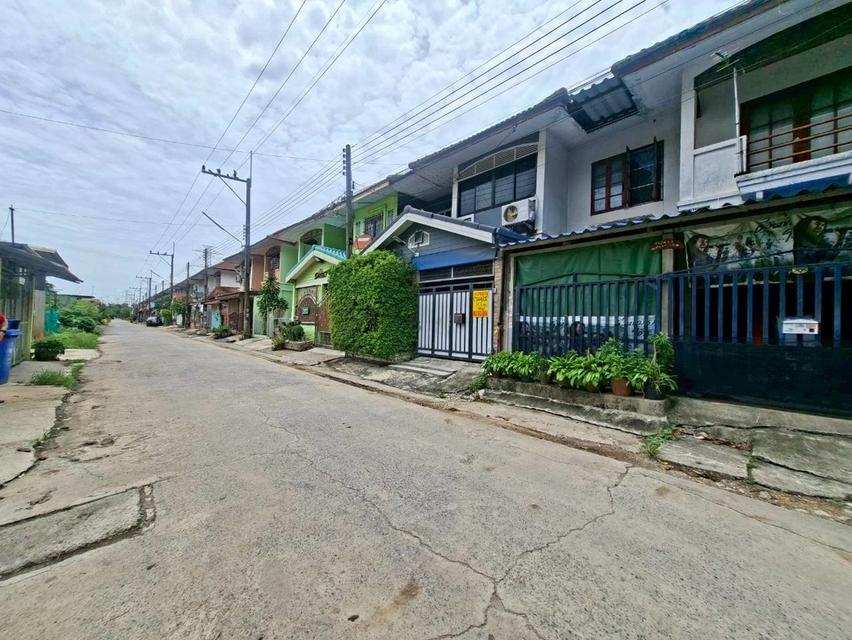 ขายบ้าน 2 ชั้น พร้อมโรงจอดรถ หมู่บ้านพรธิสาร5 คลอง7 3