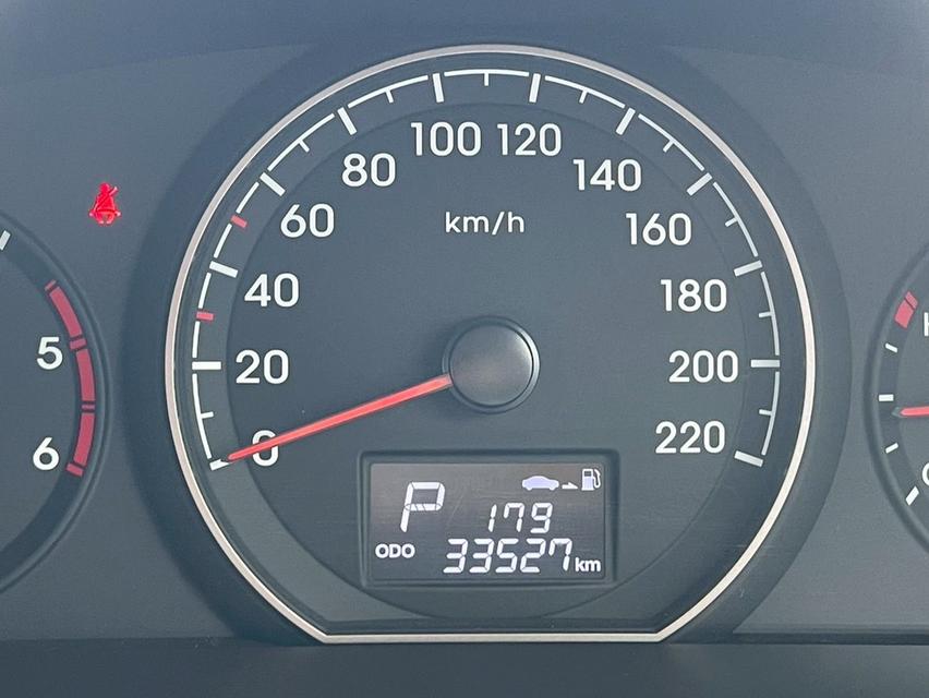 Hyunda H1 2.5 Elite ปี 18 สภาพสวย