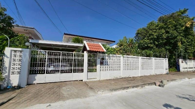 บ้านเดี่ยว 70 ตร.วา เสนานิเวศน์ โครงการ 1 ทำเลดี เชื่อมต่อรถไฟฟ้าหลายสาย 2