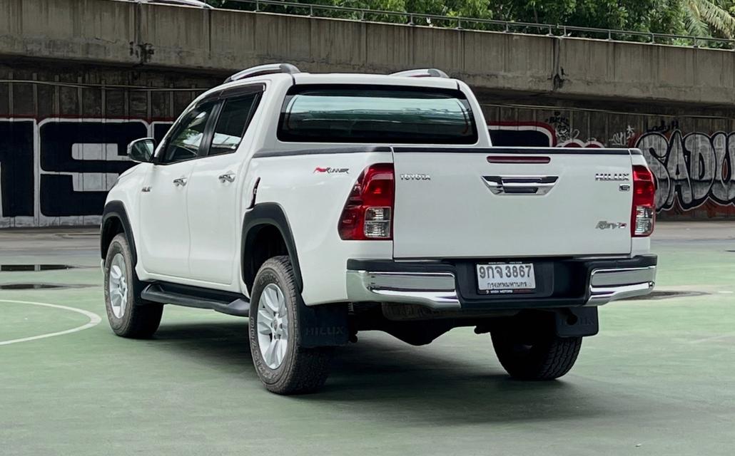 Toyota Hilux Revo 2.4 E Auto Double-Cab ปี 2019 4