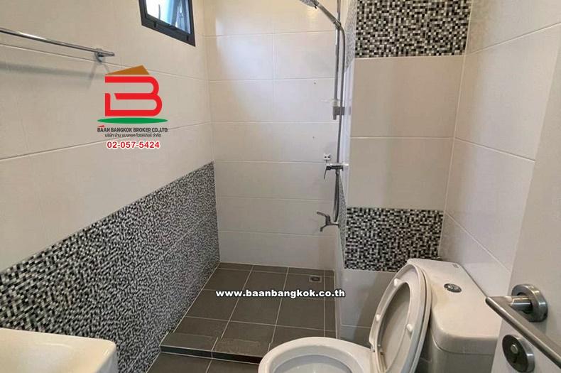 ทาวน์เฮาส์ หมู่บ้านสิริเพลส เวสต์เกต เนื้อที่ 29.8 ตร.ว ทำเลดี ใกล้เวนิวไอดี เวสต์เกต ตำบลบางแม่นาง อำเภอบางใหญ่ จังหวัดนนทบุรี 6