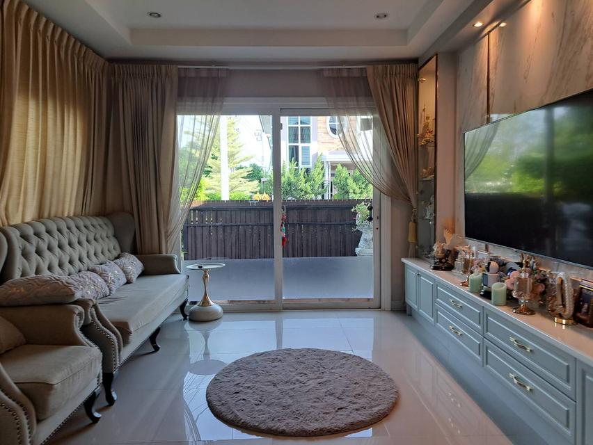 บ้านเดี่ยว หลังมุมติดสวน 1