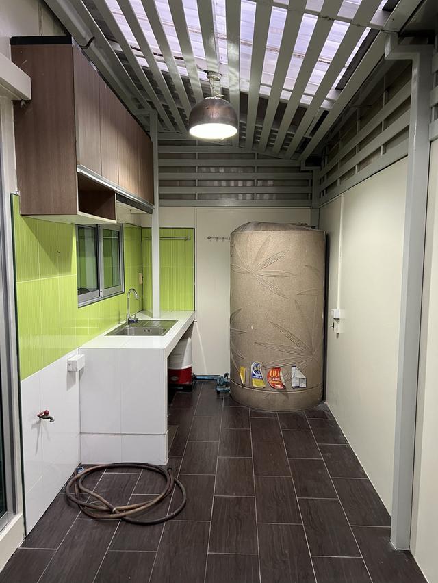 บ้านเช่าลาดพร้าว ใกล้รถไฟฟ้า 3ห้องนอน 2ห้องน้ำ พื้นที่ใช้สอย110ตรว. ตกแต่งสวย ซอยเข้าออกได้หลายเส้นทาง 9
