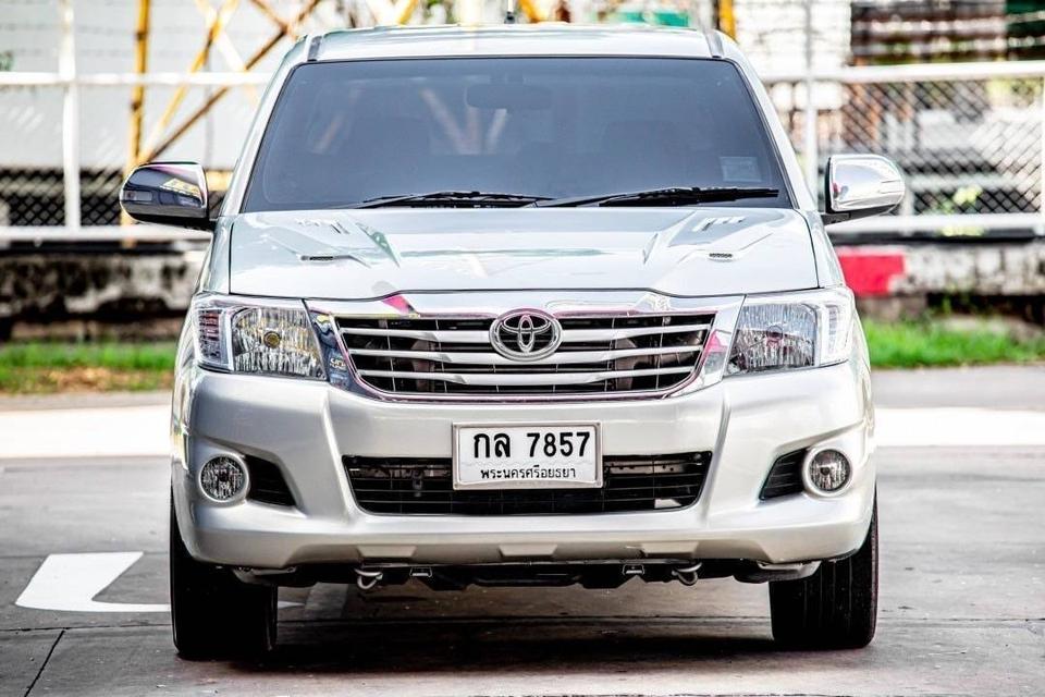 Toyota Vigo Champ Double Cab 4ประตู 2.5E ปี 2011 สีเทา 2