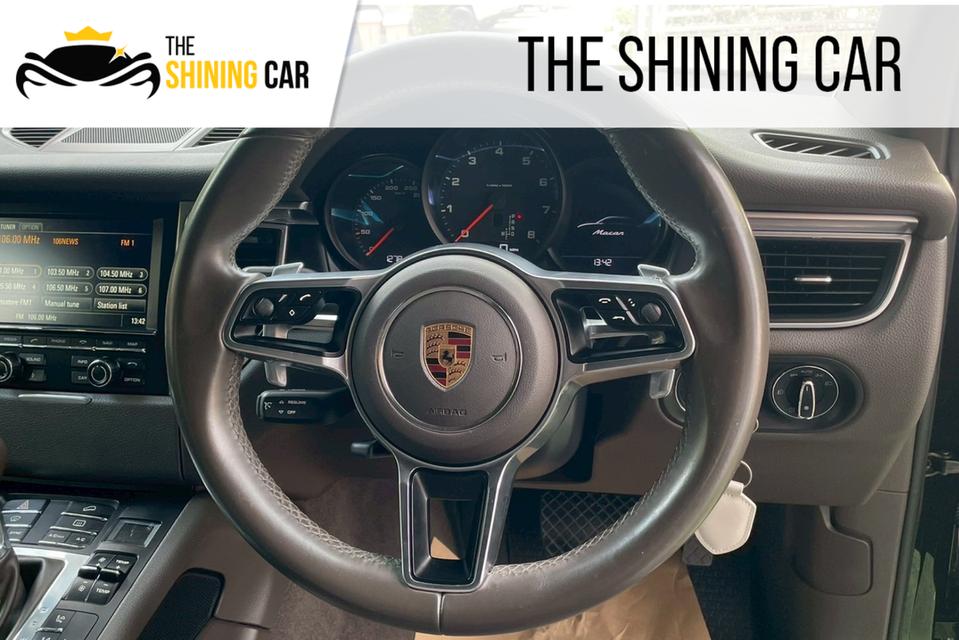 Porsche Macan 2.0 Turbo Auto 4WD ปี 2016